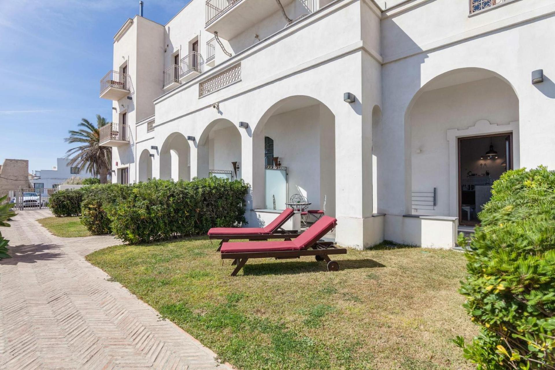 Apartamentos La Residencia Tarifa Exterior photo